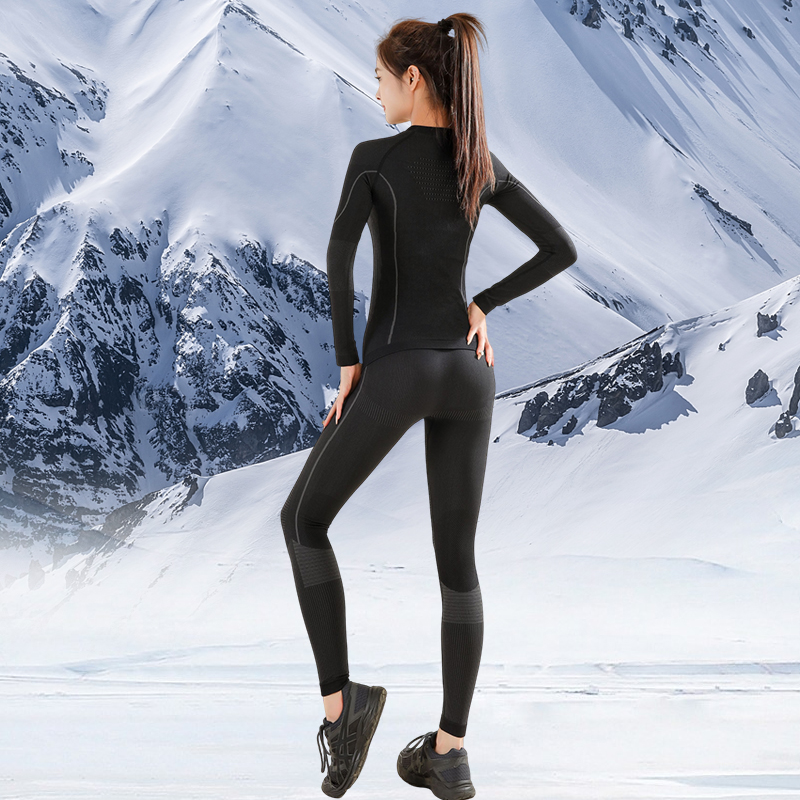 Traje de esquí con ropa interior térmica y tela elástica Comfort
