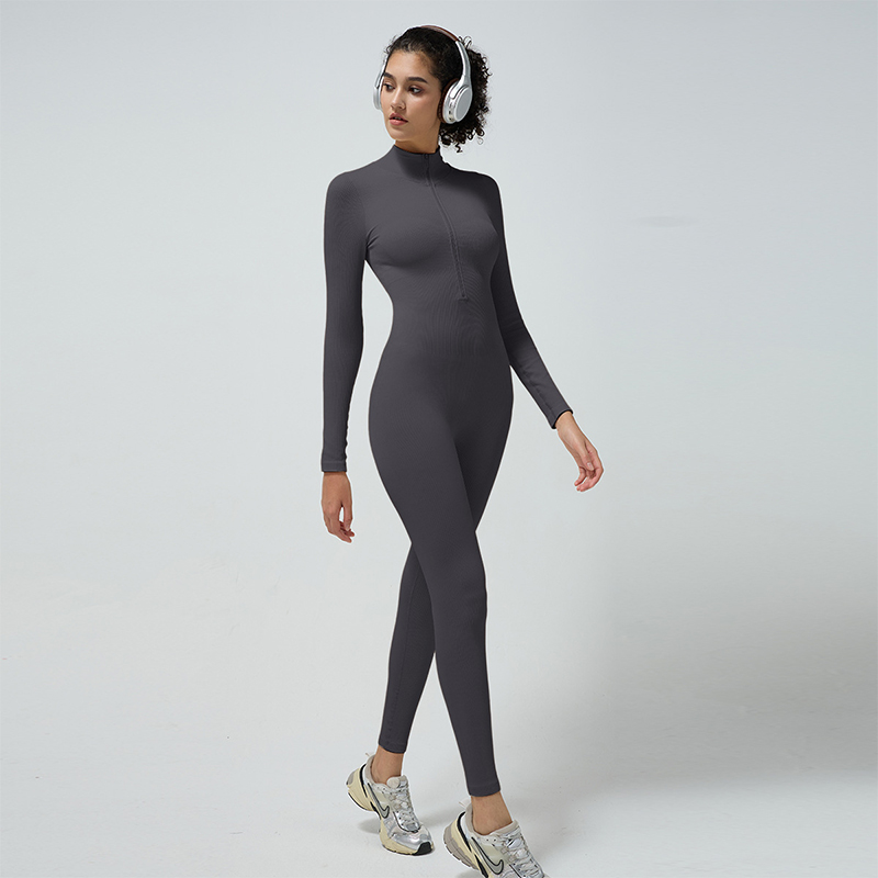 Mono de yoga deportivo ajustable con cremallera y cuello alto