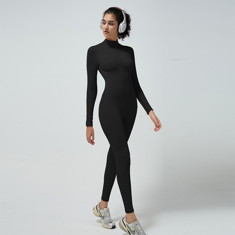 Mono de yoga deportivo ajustable con cremallera y cuello alto