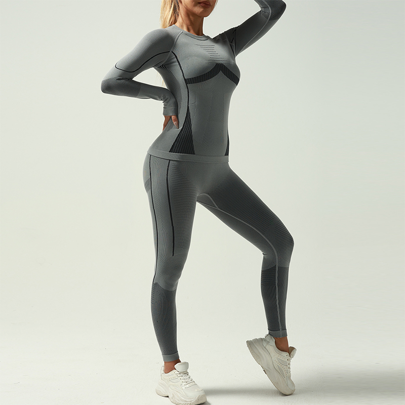 Traje de esquí térmico de cuerpo completo, capa base con tela resistente al viento