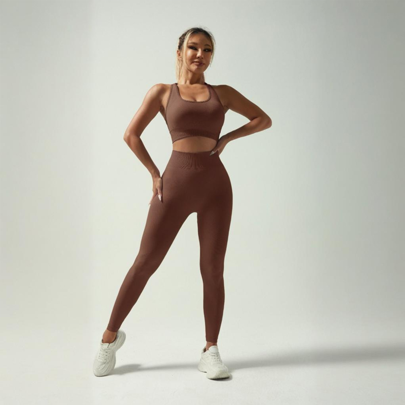 Elegantes trajes deportivos antideslizantes de cintura alta sin costuras de lavanda