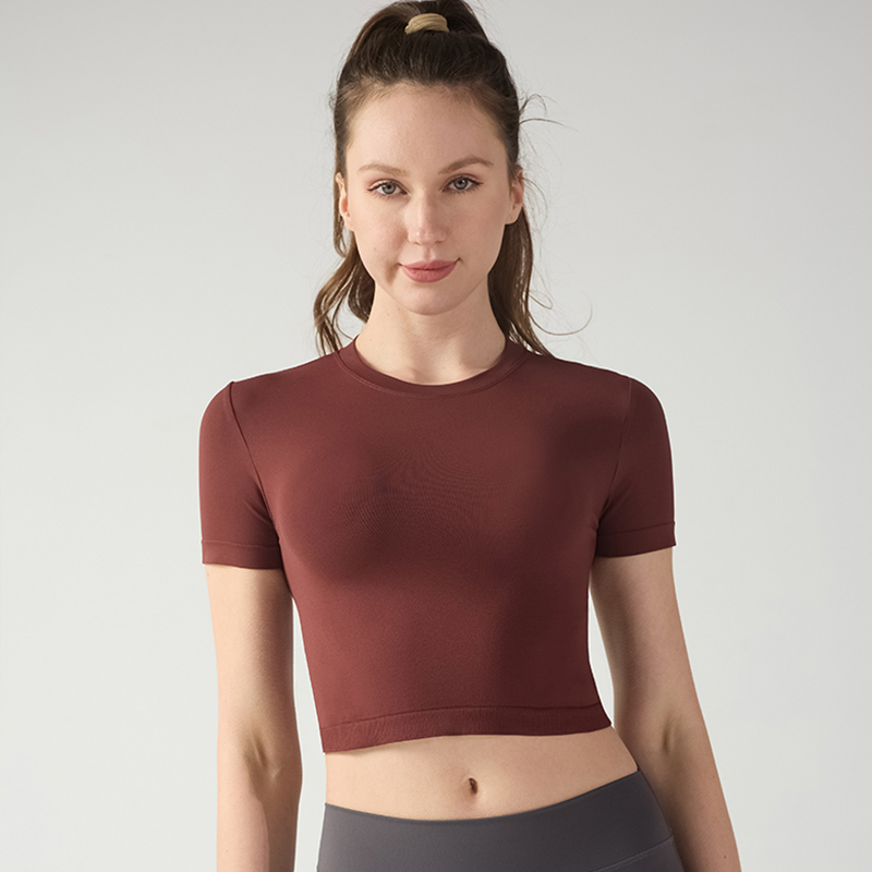 Mangas cortas deportivas Comfort Fit con cuello redondo